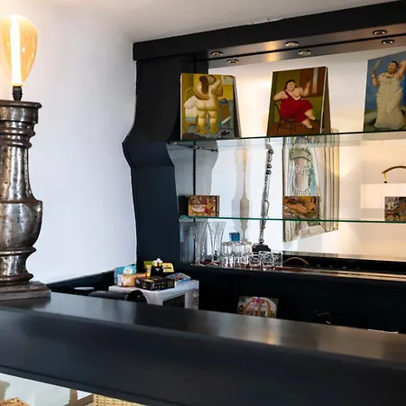 Lägenhetshotell La Bravade Luxe Et Serenite Au Coeur De Spacieuses Avec Jardin Enchanteur 3*