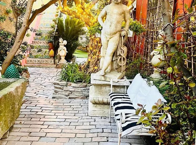 La Bravade Luxe Et Serenite Au Coeur De Spacieuses Avec Jardin Enchanteur Apart Otel Saint-Tropez