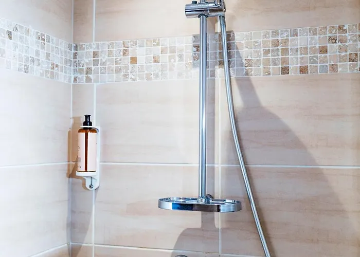 La Bravade Luxe Et Serenite Au Coeur De Spacieuses Avec Jardin Enchanteur Apart-hotel Saint-Tropez